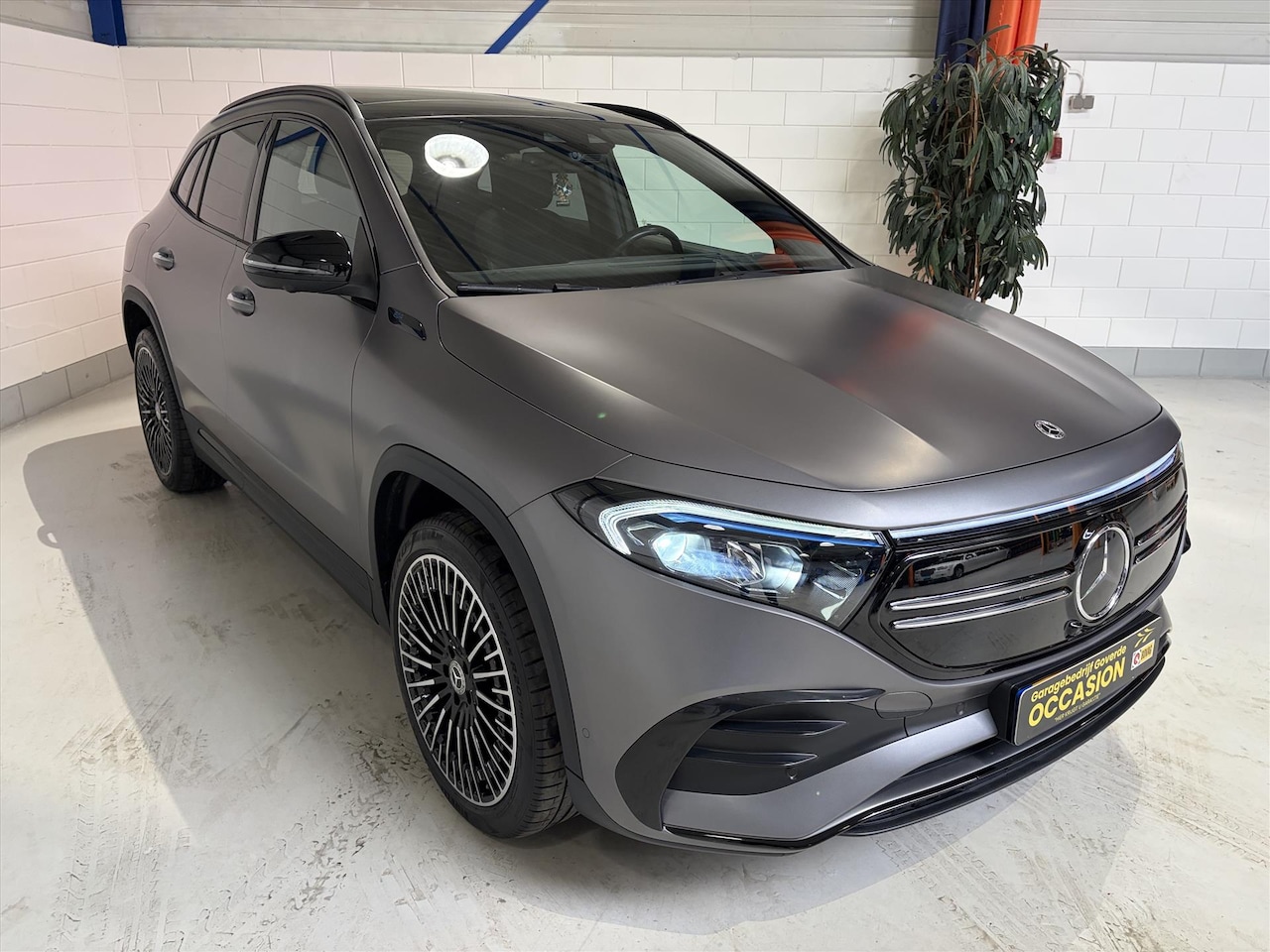 Mercedes-Benz EQA - 250 AMG Line 250 190pk AMG-Line, Pano, Head-up, Designo MAT - AutoWereld.nl