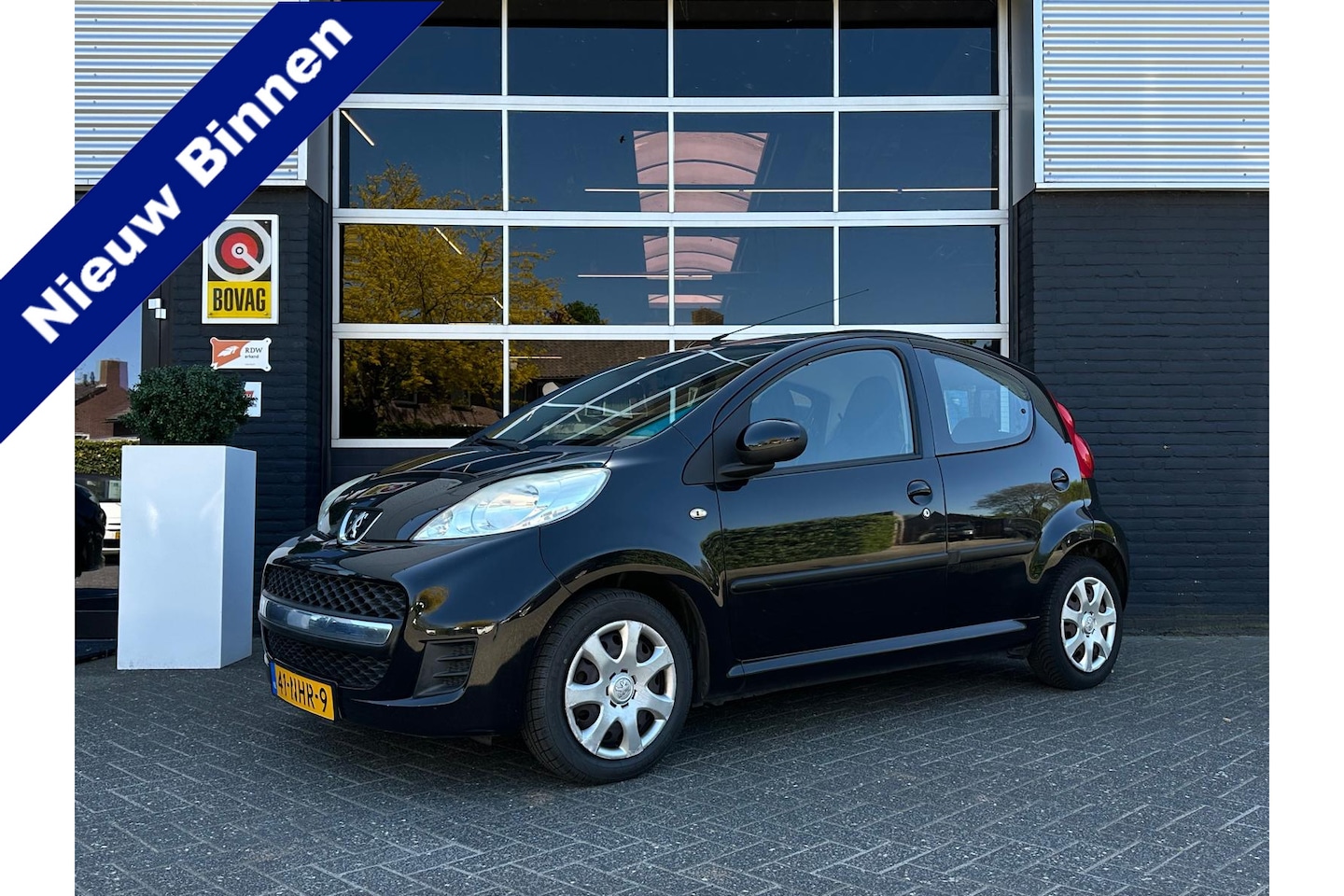 Peugeot 107 - 1.0-12V XR 1.0-12V XR, Airco, Radio, 5drs, APK - AutoWereld.nl