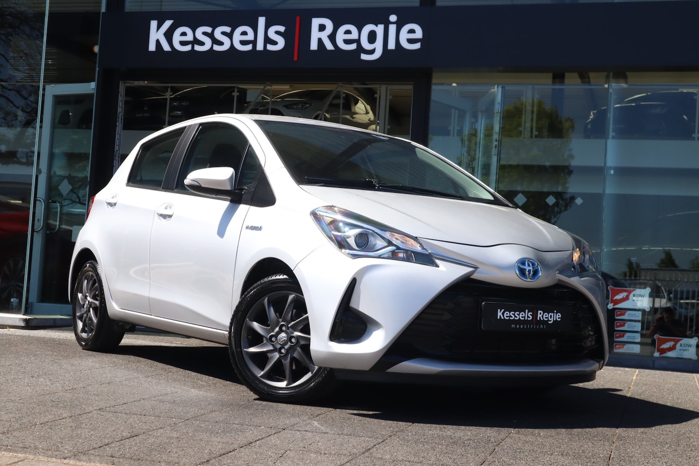 Toyota Yaris - 1.5 Hybrid Dynamic 1.5 Hybrid Dynamic - AutoWereld.nl