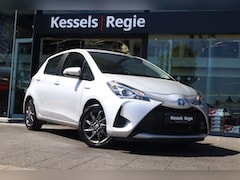 Toyota Yaris - 1.5 Hybrid Dynamic | Cruise | Camera | Stoelverwarming | 16”
