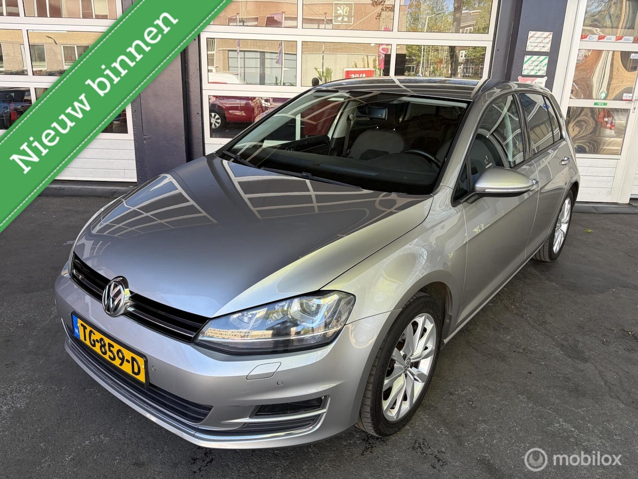Volkswagen Golf - 1.4 TSI Highline/AC/Xenon/LM velgen/PDC - AutoWereld.nl