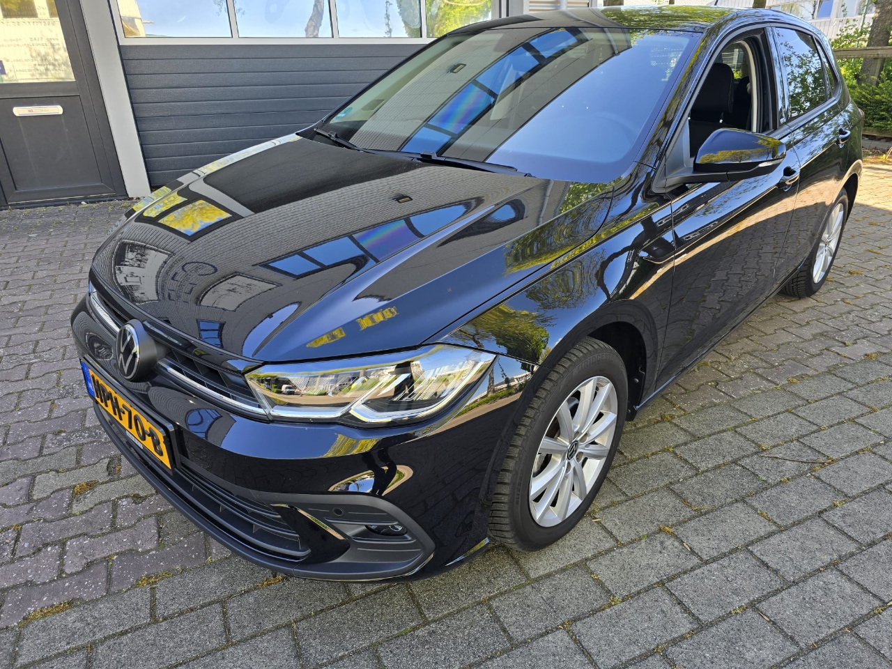 Volkswagen Polo - POLO1.0TSI Business DSG LED - AutoWereld.nl