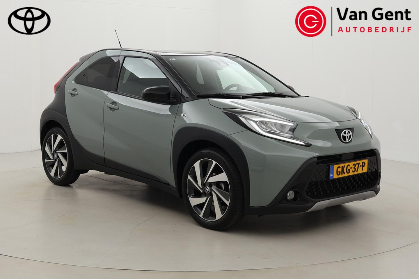 Toyota Aygo X - 1.0 VVT-i MT Envy | Apple Carplay / Android Auto | LED | Parkeersensoren voor/achter | Cam - AutoWereld.nl