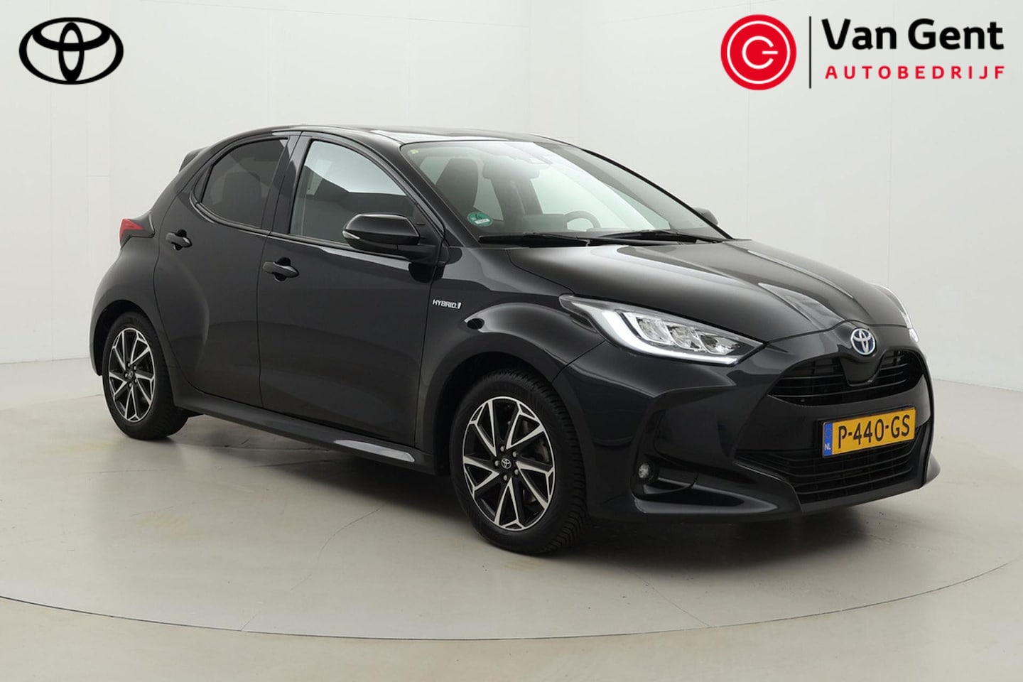 Toyota Yaris - 1.5 Hybrid Dynamic | Trekhaak | Apple Carplay / Android Auto | Stoelverwarming | Adaptive - AutoWereld.nl