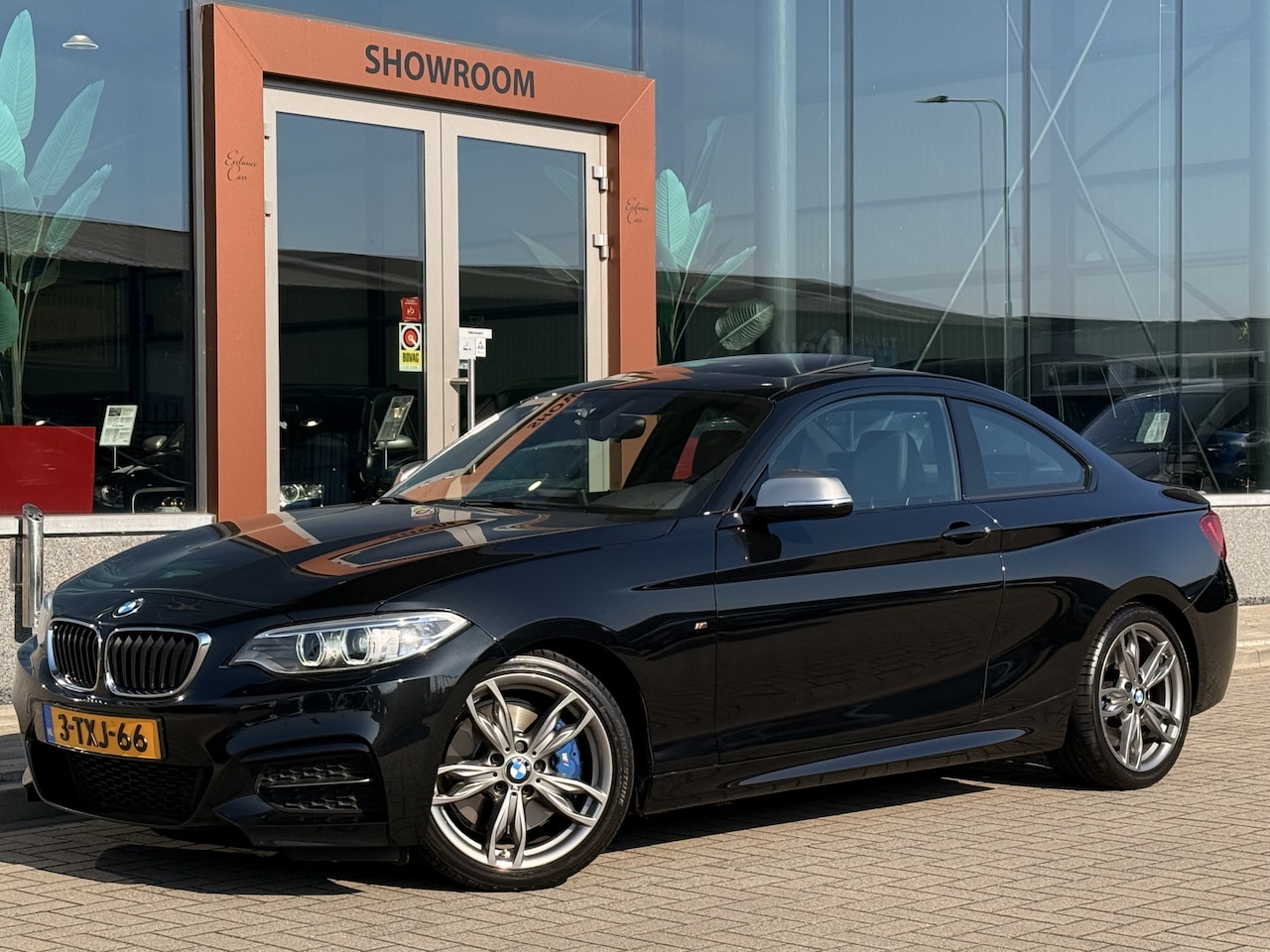BMW 2-serie Coupé - M235i High Executive | Schuifdak | Harman / Kardon | Cruise | Memory | Leder | DAB | Navi - AutoWereld.nl