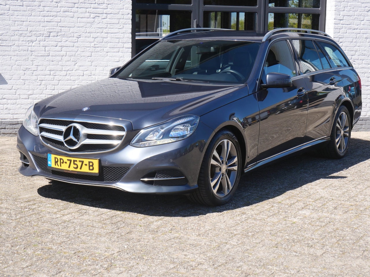 Mercedes-Benz E-klasse Estate - 200 BlueTEC Ambition Avantgarde Xenon Leder Stoelverwarming - AutoWereld.nl