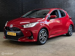Toyota Yaris - 1.5 Hybrid Comfort KEYLESS CAMERA APPLE CARPLAY