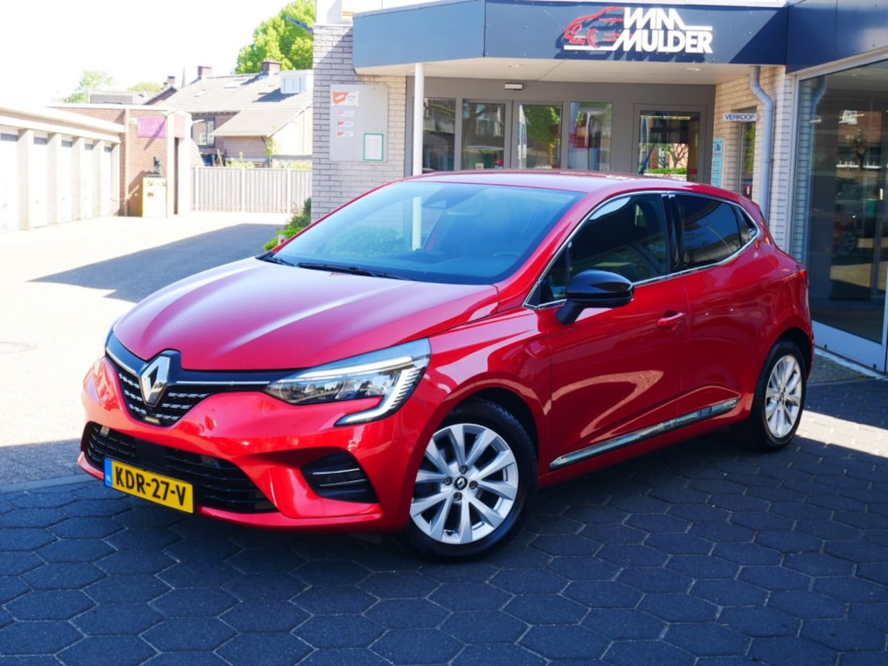 Renault Clio - 1.0 TCE INTENS        **Clima//Navi//camera//Lm ** - AutoWereld.nl