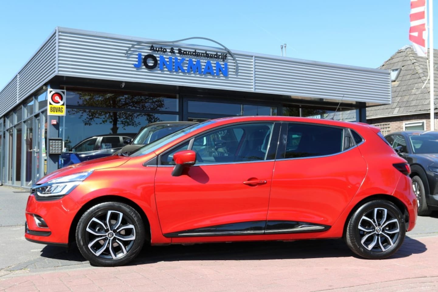 Renault Clio - 0.9 TCE INTENS zeer nette auto. NAVI,CLIMA, LED. - AutoWereld.nl