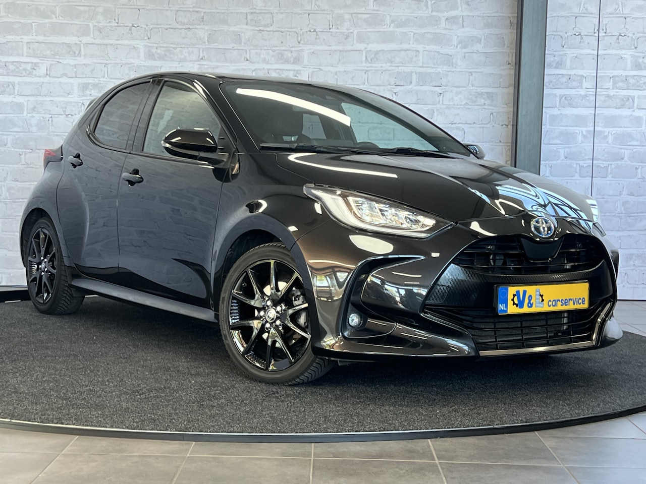 Toyota Yaris - 1.5 Hybrid Executive HeadUp JBL Keyless ACC - AutoWereld.nl