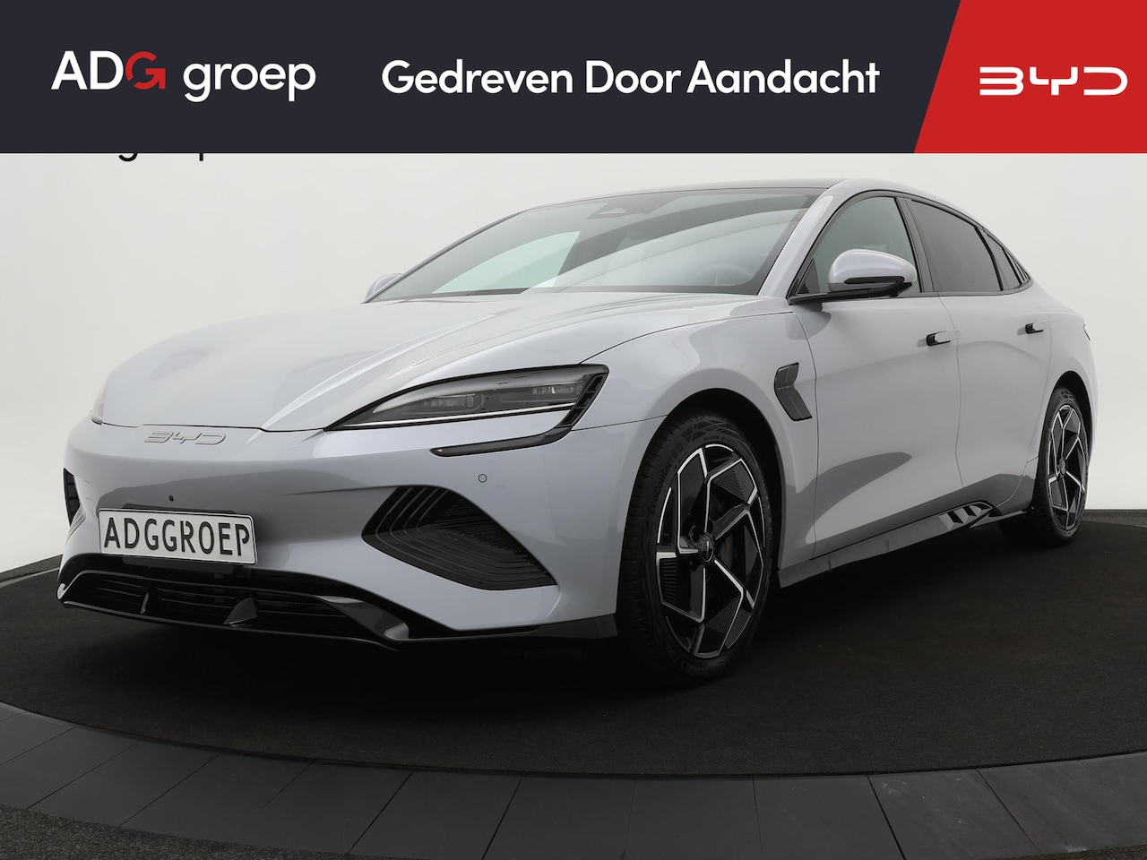 BYD Seal - Excellence AWD 82.5 kWh VERWACHT | BYD SEAL Excellence AWD 83 kWh Navigatie|360 graden cam - AutoWereld.nl