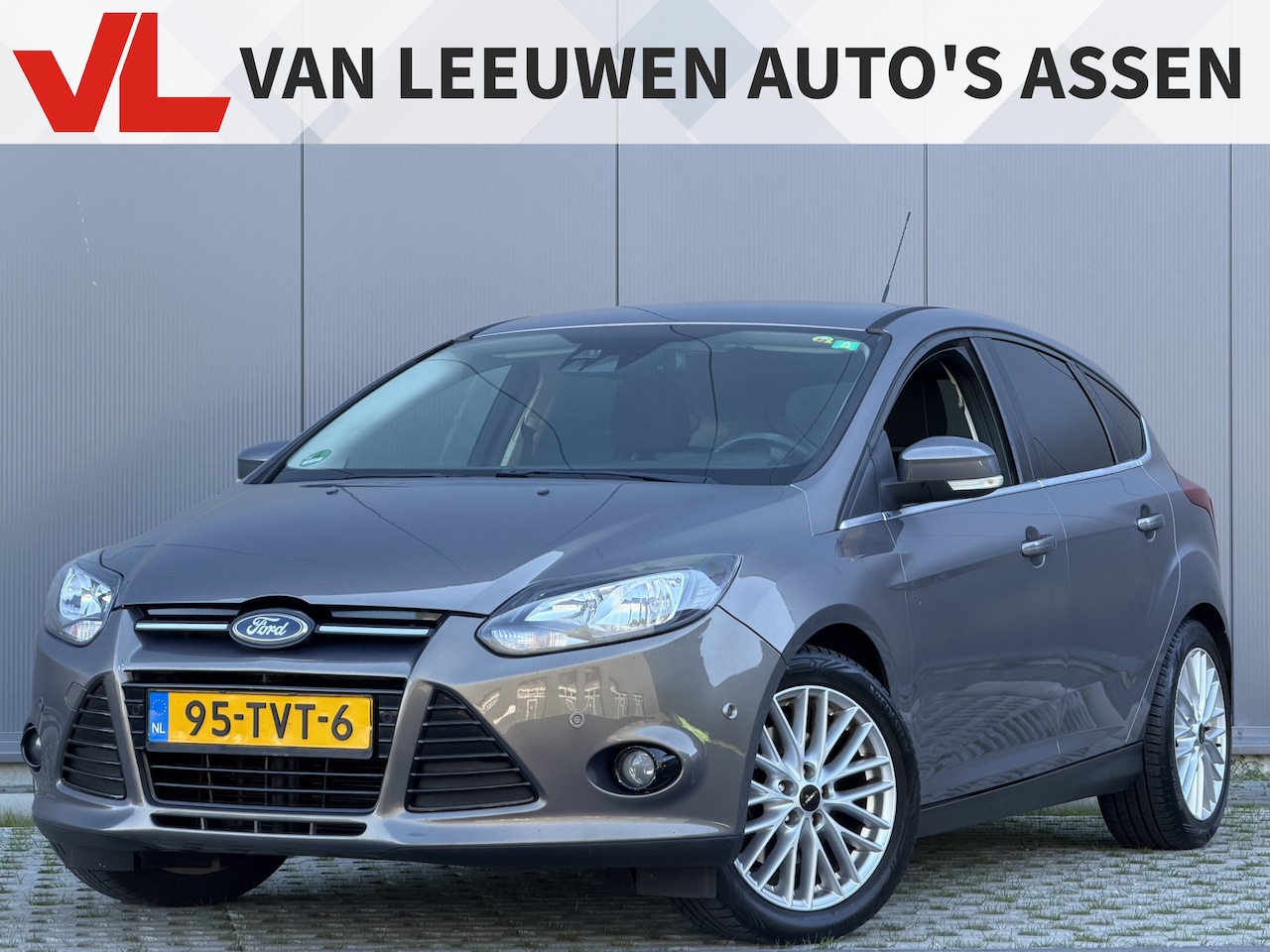 Ford Focus - 1.0 EcoBoost Titanium | RIJKLAAR | Riem V.V | Nette auto - AutoWereld.nl