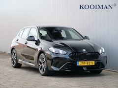 BMW 1-serie - 116 automaat 123pk M Sportpakket Pro Stoelverwarming / Camera / Keyless entry