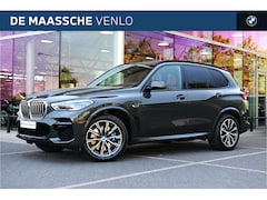 BMW X5 - xDrive45e M Sport Automaat / Panoramadak Sky Lounge / Trekhaak / Laserlight / TV-Functie P