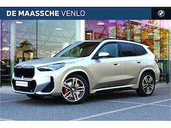 BMW X1 - sDrive18i M Sport Automaat / Trekhaak / Panoramadak / Sportstoelen / Comfort Access / Acht