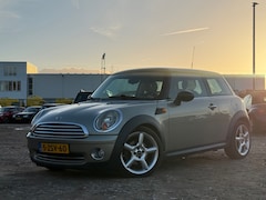 MINI Cooper - 1.6 AUTOMAAT/ LAAG KM