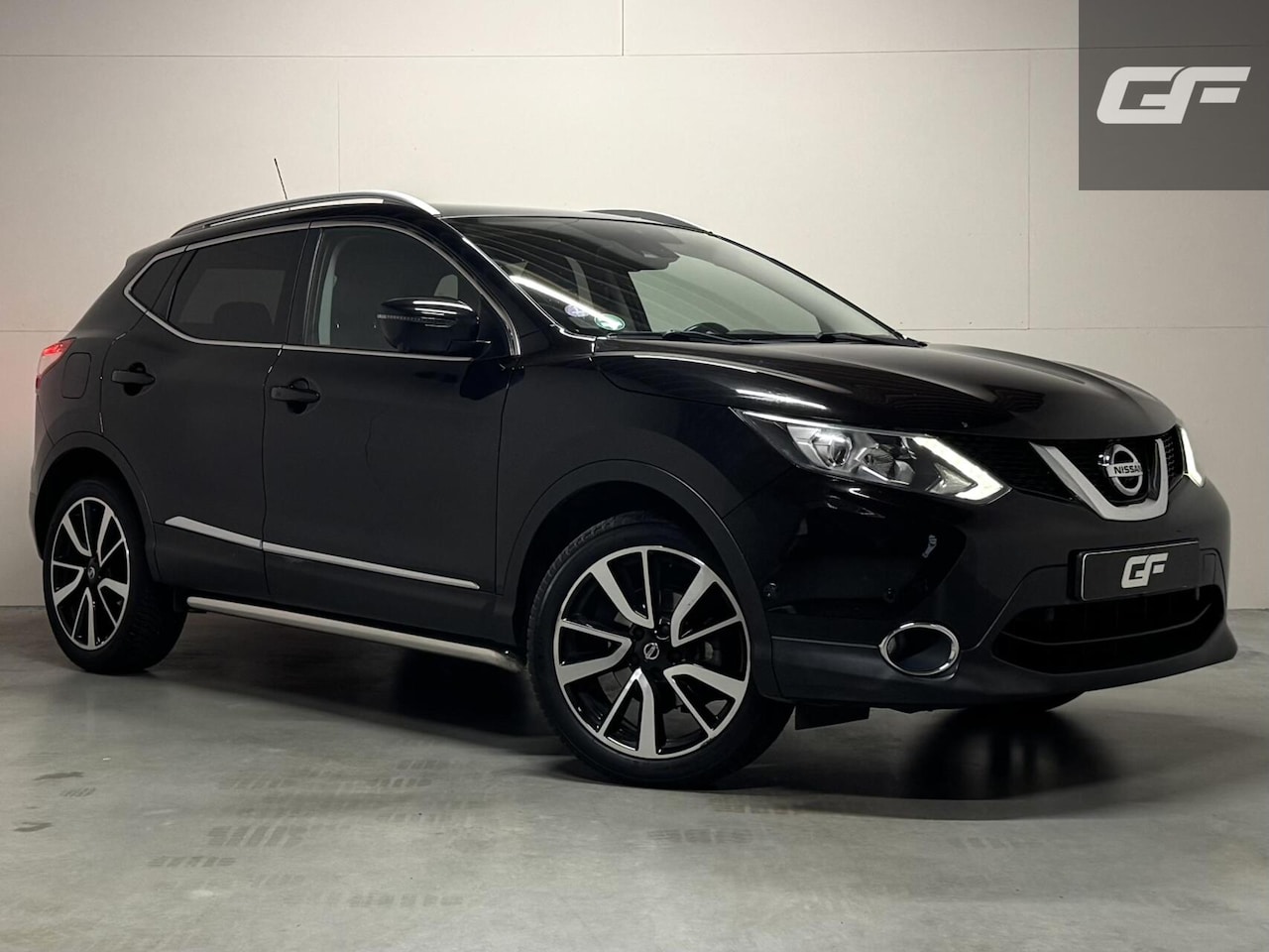 Nissan Qashqai - 1.6 Tekna Pano Camera Leer Trekh. Stoelv. NAP - AutoWereld.nl