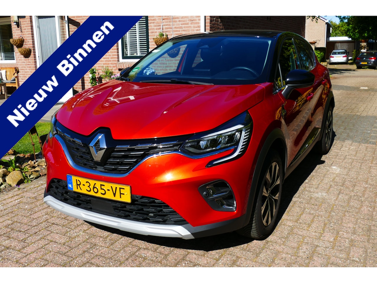 Renault Captur - 1.0 TCe 90 techno. Bi-Tone, Camera, Navi, Clima, Cruise, 17"LMV - AutoWereld.nl