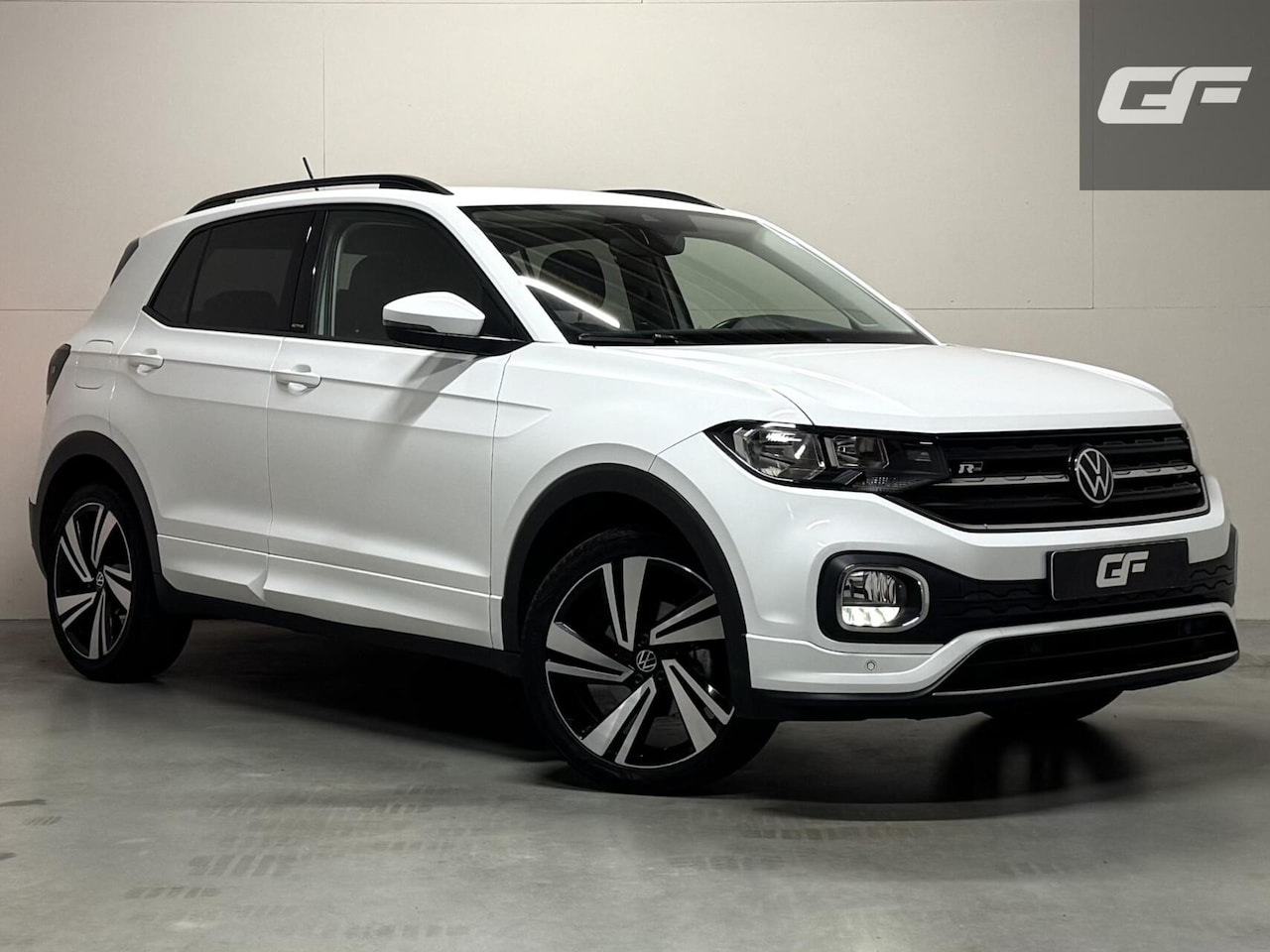 Volkswagen T-Cross - 1.0 TSI DSG R-Line Carplay Trekh. Stoelv. NAP - AutoWereld.nl