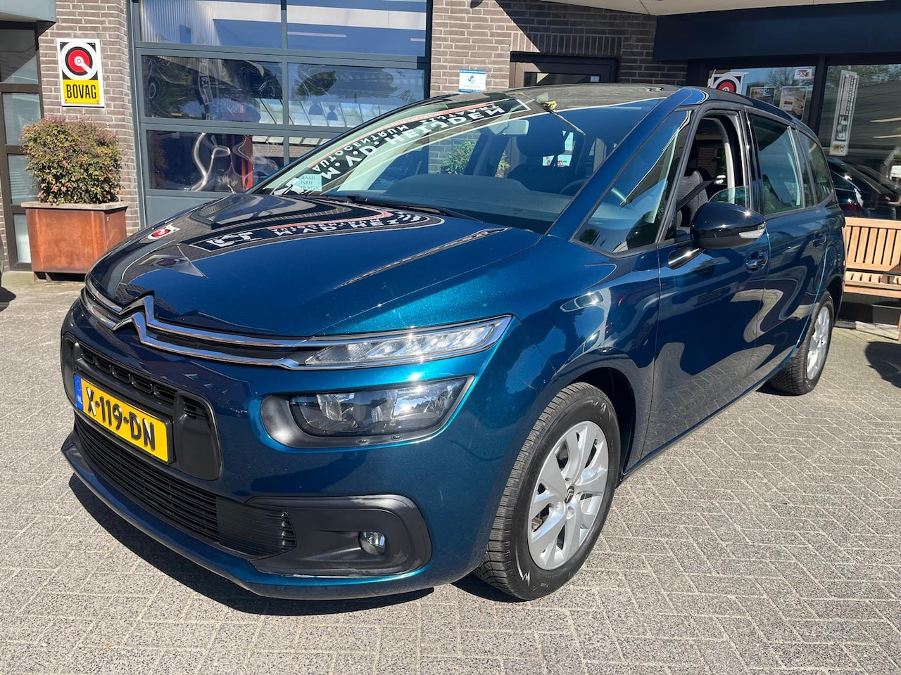 Citroën Grand C4 SpaceTourer - 1.2 PureTech Business CarPlay 7-pers - AutoWereld.nl