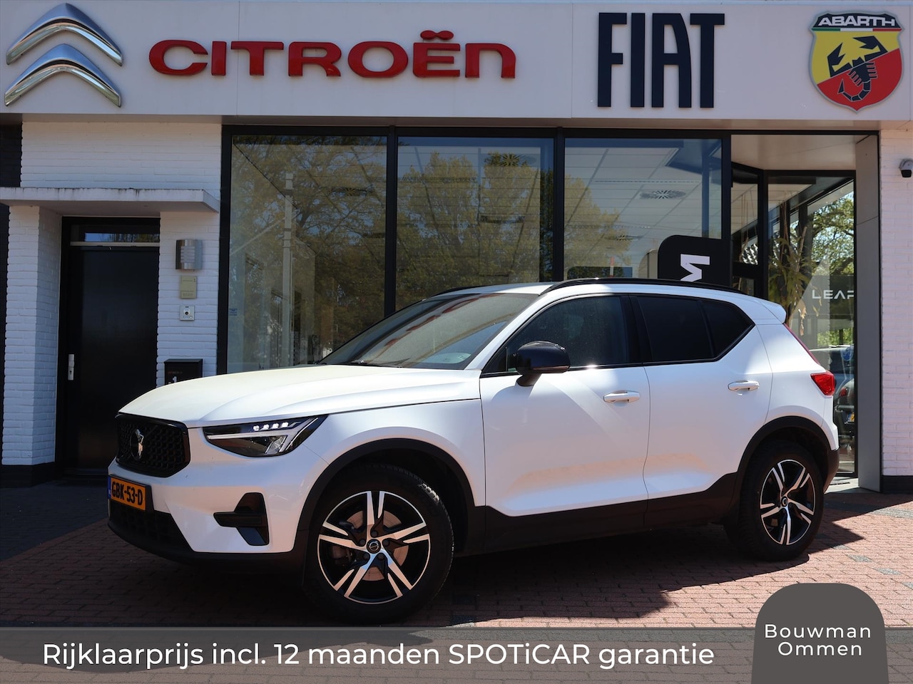 Volvo XC40 - B4 197PK Mild Hybrid Automaat Plus Dark, Rijklaarprijs | Leder | Trekhaak wegklapbaar | St - AutoWereld.nl