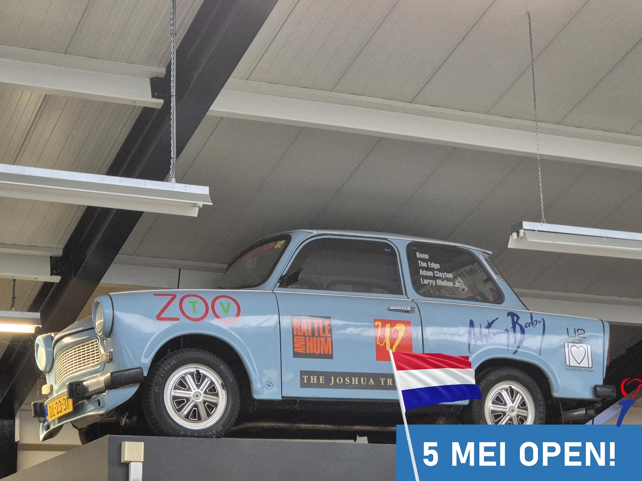 Trabant 601 - Standaard U2 ACHTUNG BABY! - AutoWereld.nl