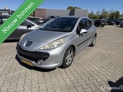 Peugeot 207 - 1.4 VTi Sublime nieuwe apk