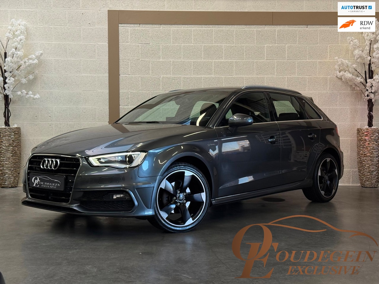 Audi A3 Sportback - 1.4 TFSI S-Line Plus / Camera / Adaptive Cruise / Lane Assist / Led / Drive Select / 3x S- - AutoWereld.nl