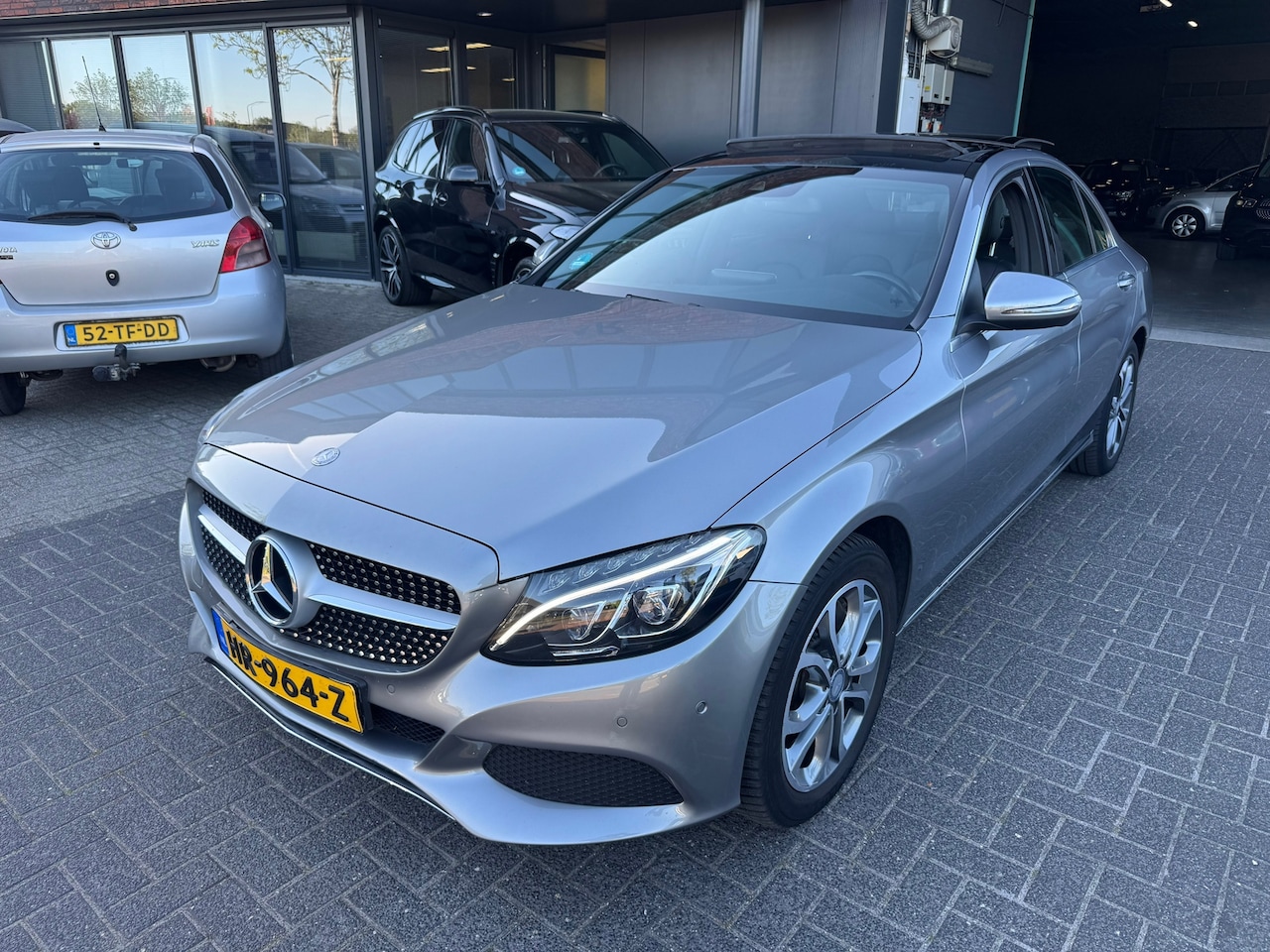 Mercedes-Benz C-klasse - 350 e PANO CAMERA TREKHAAK BURMESTER LUCHTVERING ORIG NL NAP - AutoWereld.nl