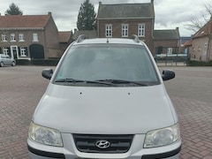 Hyundai Matrix - 1.6i Silver Edition