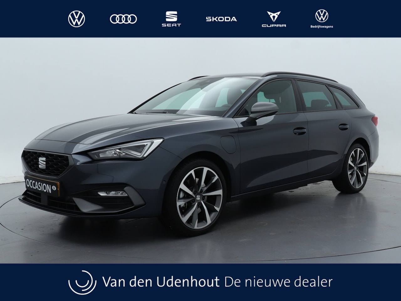 SEAT Leon Sportstourer - 1.4 TSI eHybrid PHEV 204pk FR Business Intense DSG / Elektrische achterklep / Keyless entr - AutoWereld.nl
