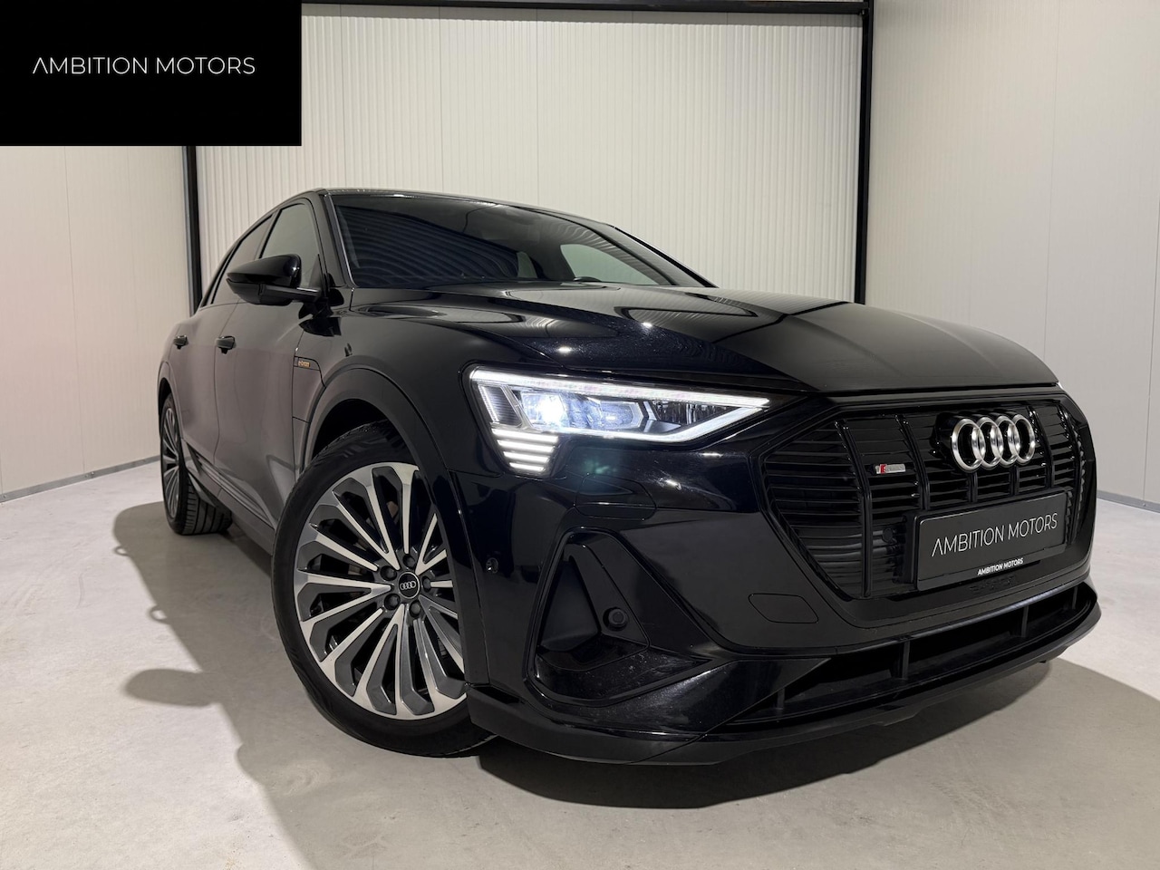 Audi e-tron - 50 quattro S edition 71 kWh Luchtv/SOH92%/Memory - AutoWereld.nl