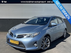 Toyota Auris - 1.8 Hybrid Executive Trekhaak, Stoelverwarming, Navigatie, Parkeersensoren, Achteruitrijca
