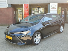 Toyota Corolla Touring Sports - 1.8 HYBRID TREKHAAK 4S-BANDEN APPLE/ANDROID CAMERA NAVI AD-CRUISE CLIMA NL-AUTO 16'' LM-VE