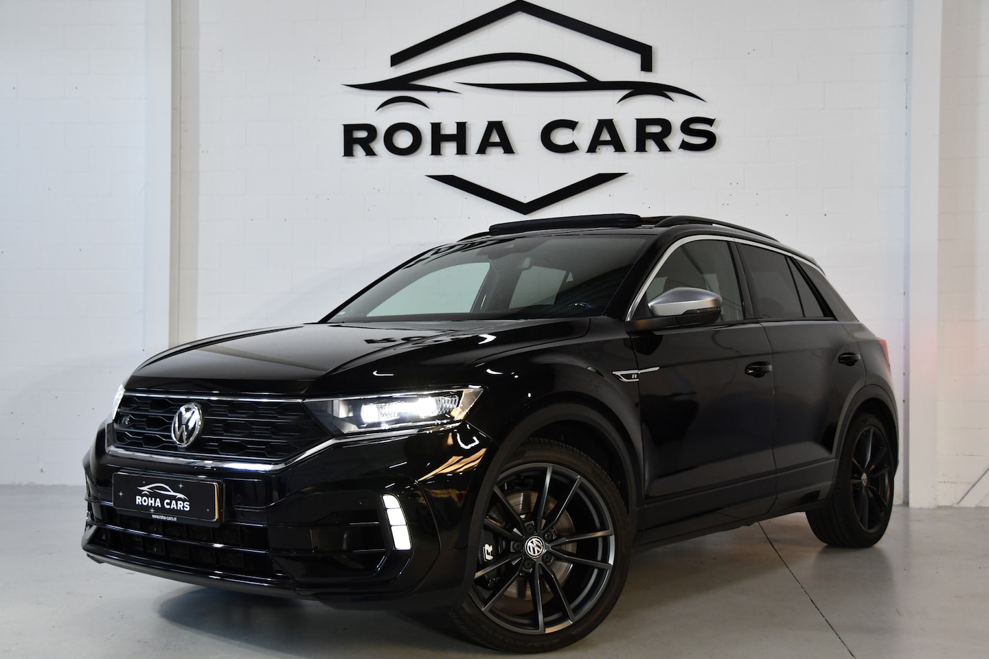 Volkswagen T-Roc - 2.0 TSI 4Motion R Performence Akra Pano - AutoWereld.nl