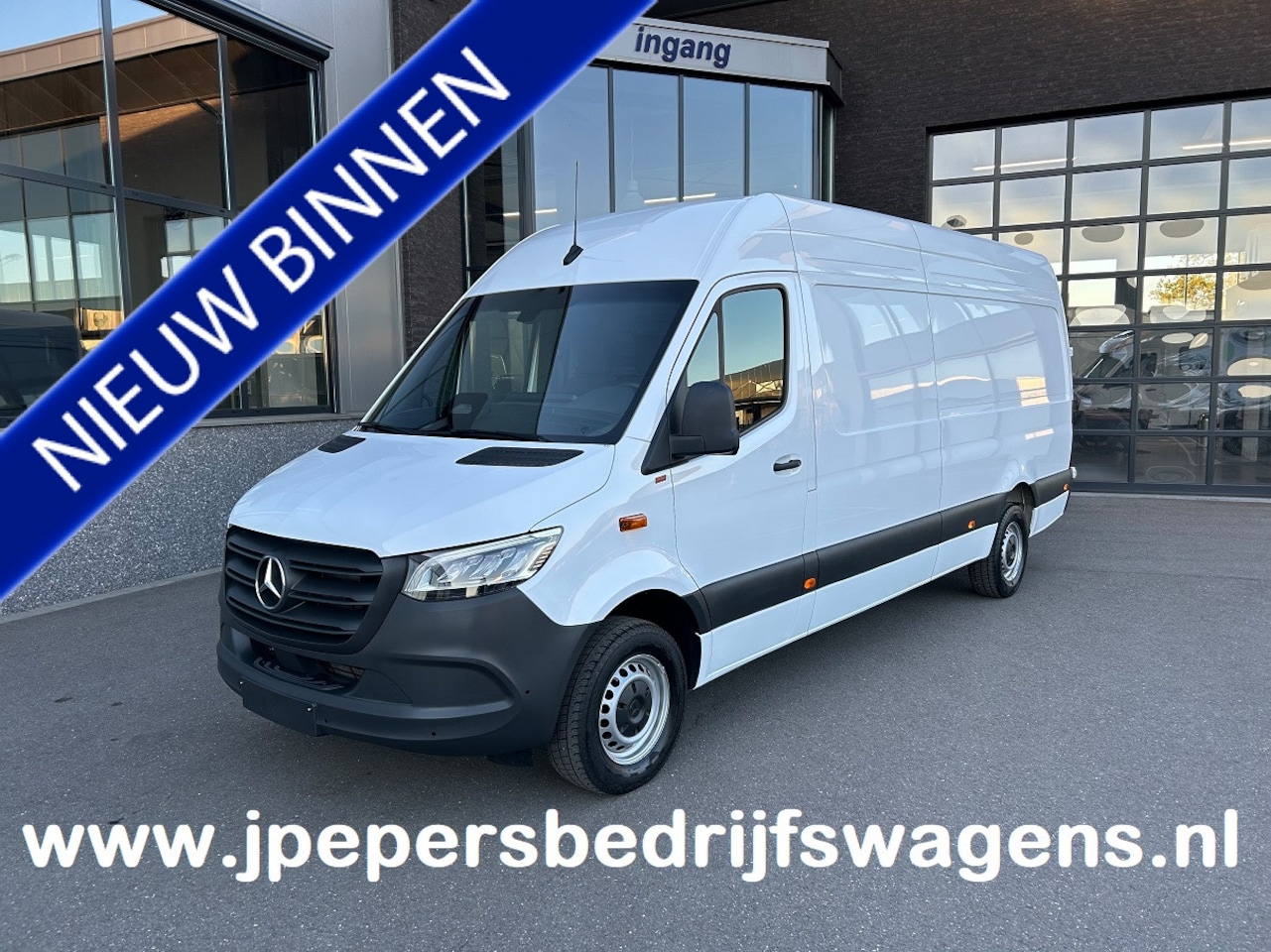 Mercedes-Benz Sprinter - 317 CDI L3 H2 Pro LED / MBUX / Navigatie / Camera / Parkeersensoren / Cruise control / Air - AutoWereld.nl