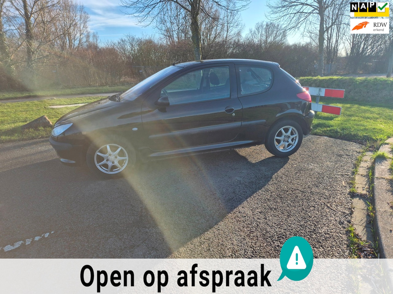 Peugeot 206 - 1.4 X-line 1.4 X-line - AutoWereld.nl