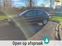 Peugeot 206 - 1.4 X-line