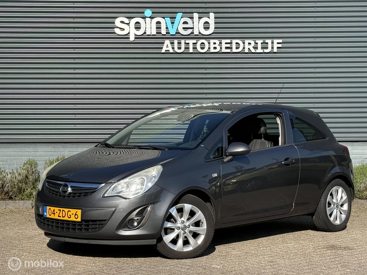 Opel Corsa - 1.2 EcoFlex Anniversay Edition LPG - Airco - JBL - Trekhaak - AutoWereld.nl