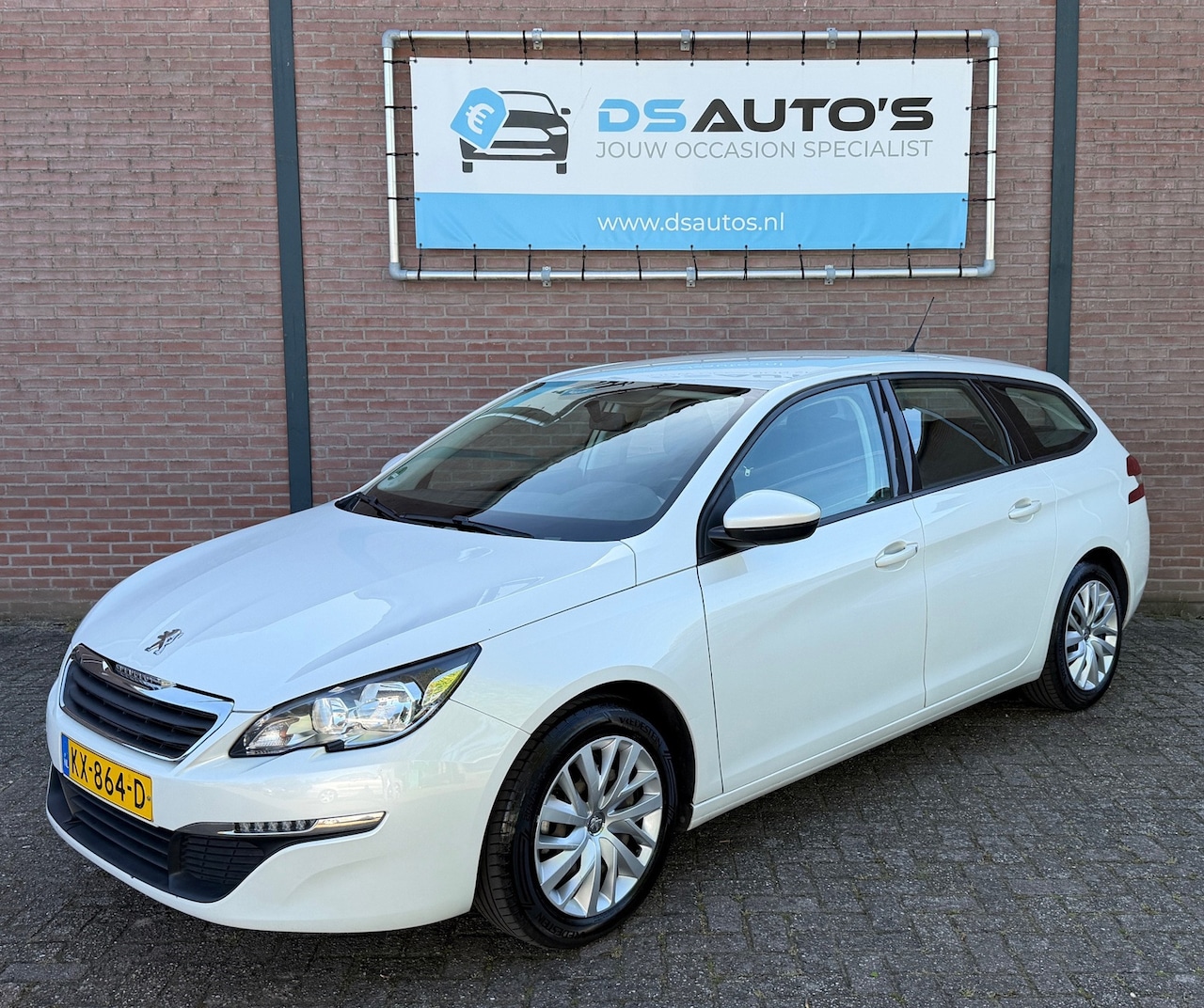 Peugeot 308 SW - 1.2 PureTech Blue Lease 1.2 PureTech Blue Lease - AutoWereld.nl