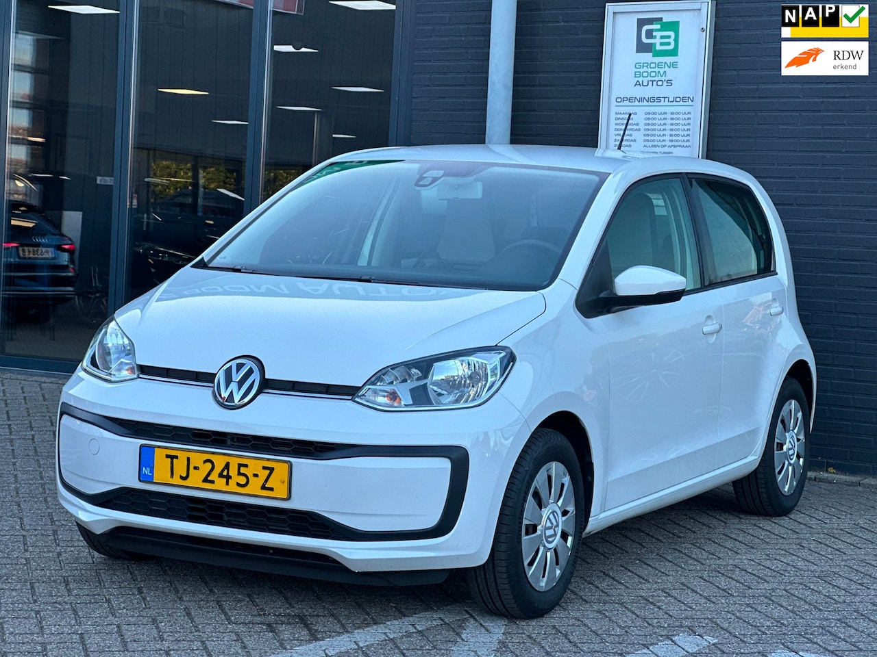 Volkswagen Up! - 1.0 BMT move up!/1STE EIG/5-DRS/AIRCO/NL-AUTO NAP - AutoWereld.nl