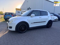 Suzuki Swift - 1.3 Shogun