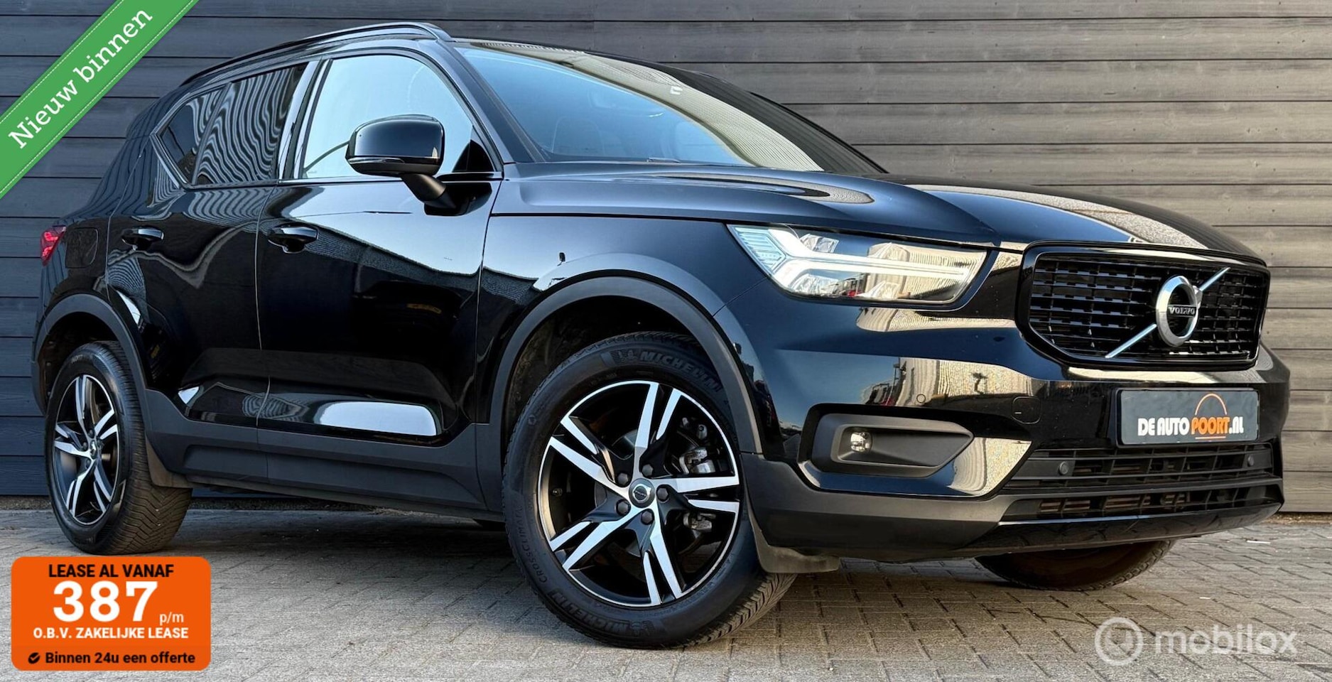 Volvo XC40 - 1.5 T 130PK R-Design Automaat LED/Navi/DAB+/Camera - AutoWereld.nl