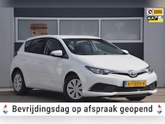 Toyota Auris - 1.3 Comfort + TREKHAAK