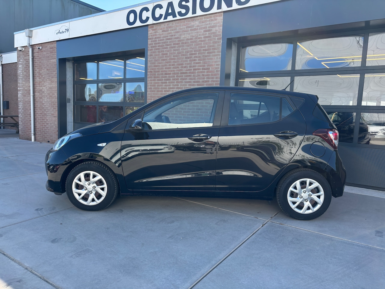 Hyundai i10 - 1.0i Comfort | Org-NL auto. Lage km. Airco. Dealer ondh.