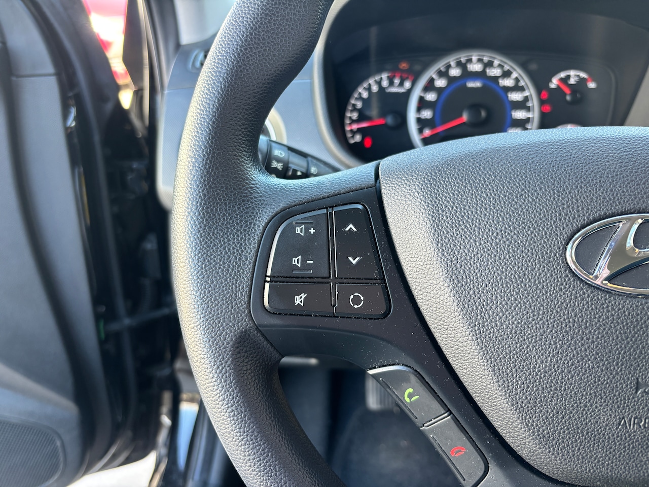 Hyundai i10 - 1.0i Comfort | Org-NL auto. Lage km. Airco. Dealer ondh.