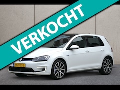 Volkswagen Golf - 1.4 TSI GTE | Panoramadak | ACC | Winterpakket | Achteruitrijcamera