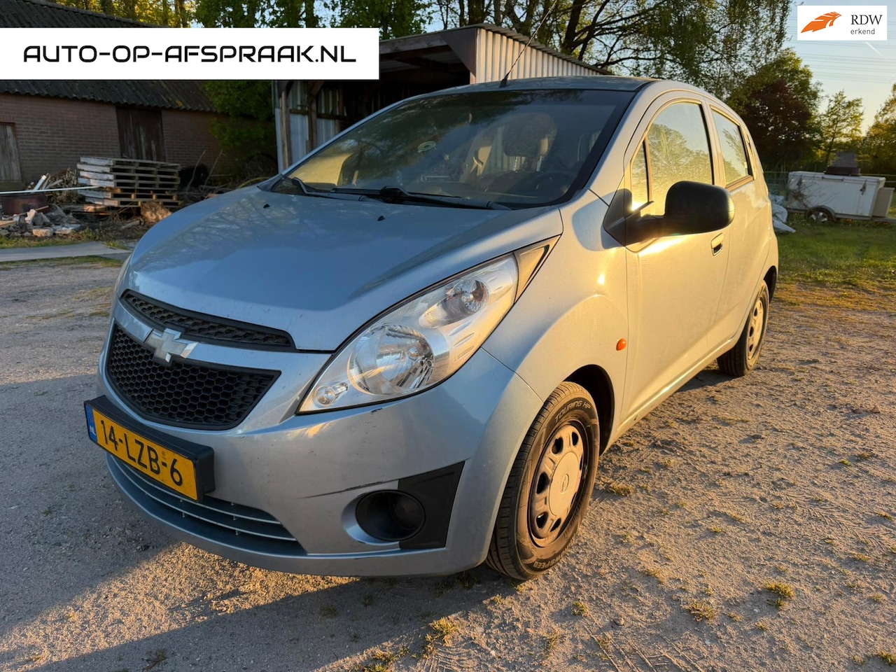 Chevrolet Spark - 1.0 16V L 5drs . APK 2027 NAP - AutoWereld.nl