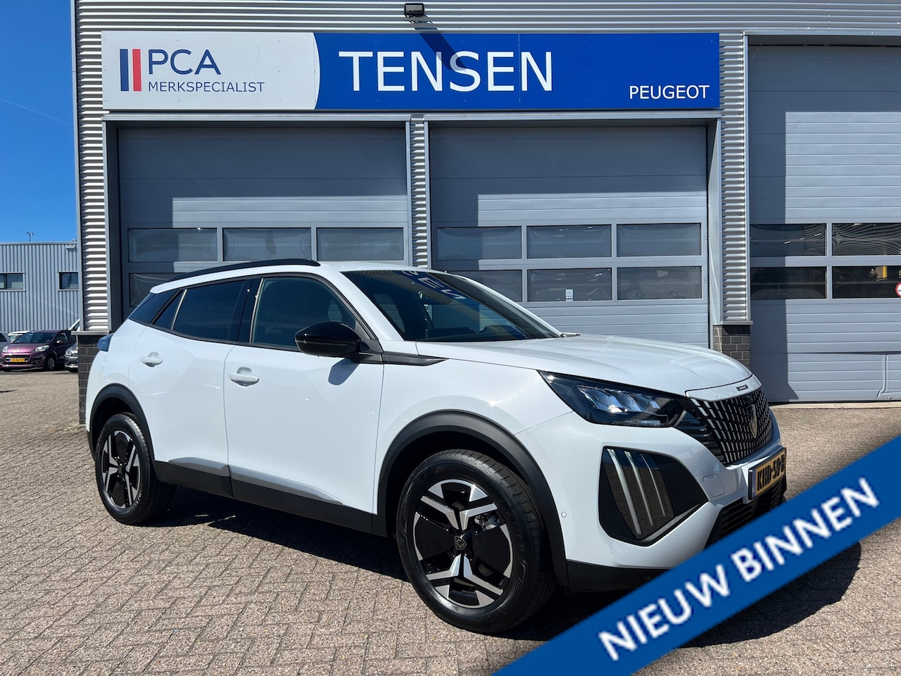 Peugeot 2008 - 1.2 Hybrid 145PK Allure | Automaat | Navigatie | 360 Camera | Keyless | - AutoWereld.nl