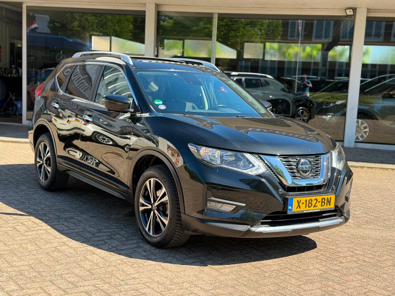 Nissan X-Trail - 1.3 DIG-T Tekna|Pano|Camera|Trekhaak|DAB|Automaat|Nieuwe All Season banden - AutoWereld.nl